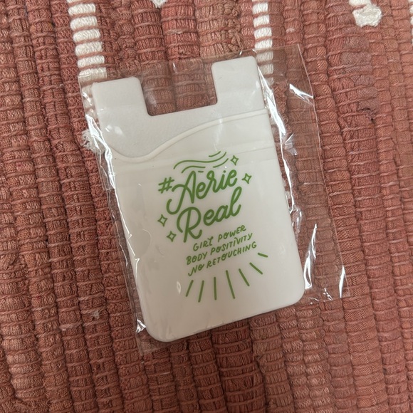 Aerie Accessory Bundle - Picture 7 of 7